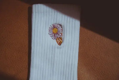 Flower Power Embroidered Socks – Everyday Comfortable Casual Socks Violet Apollo