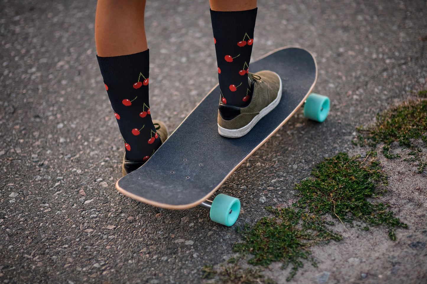 Sick Socks – Cherry – Down on the Farm Socks For Men and Women – Premium Dress Socks for Office & Formal Wear Fuchsia Thrace
